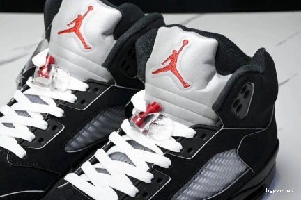 Hyperoad “Black Air Reimagined” Jordan Metallic 5 1001